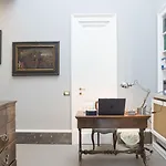 Vittoria - House Of Charme