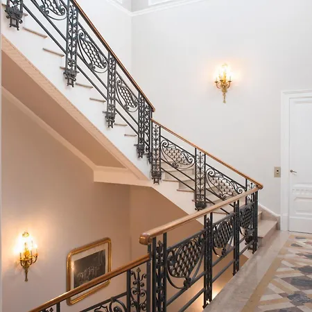 Vittoria - House Of Charme Bed & Breakfast Messina