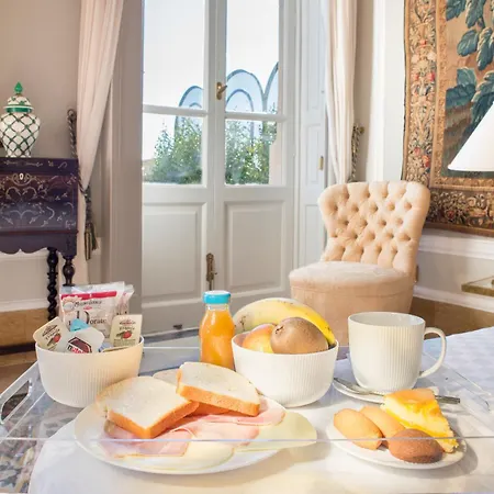 Vittoria - House Of Charme Bed & Breakfast