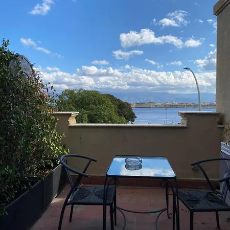 Vittoria - House Of Charme Bed & Breakfast