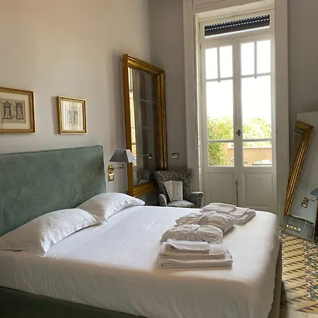 Vittoria - House Of Charme Bed & Breakfast 3*