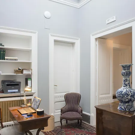 Vittoria - House Of Charme 4*