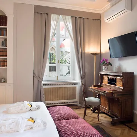 Bed & Breakfast Vittoria - House Of Charme 3*